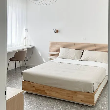 Con Vista Laguna