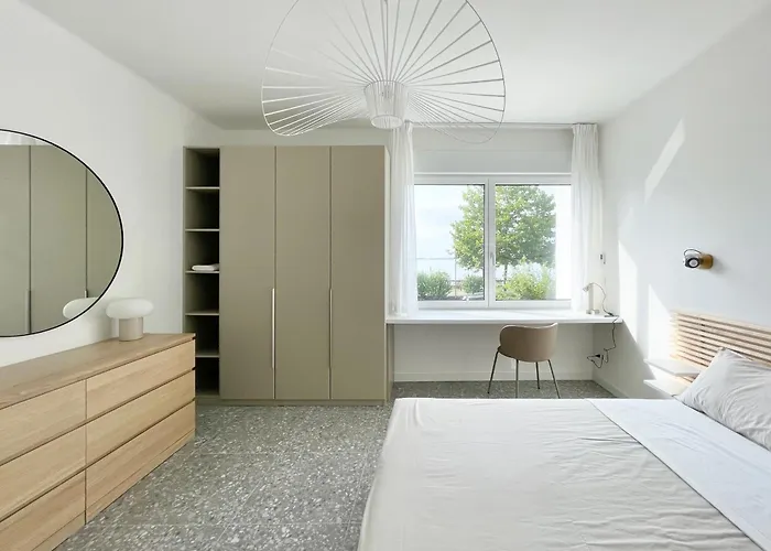 Con Vista Laguna Apartmán Grado